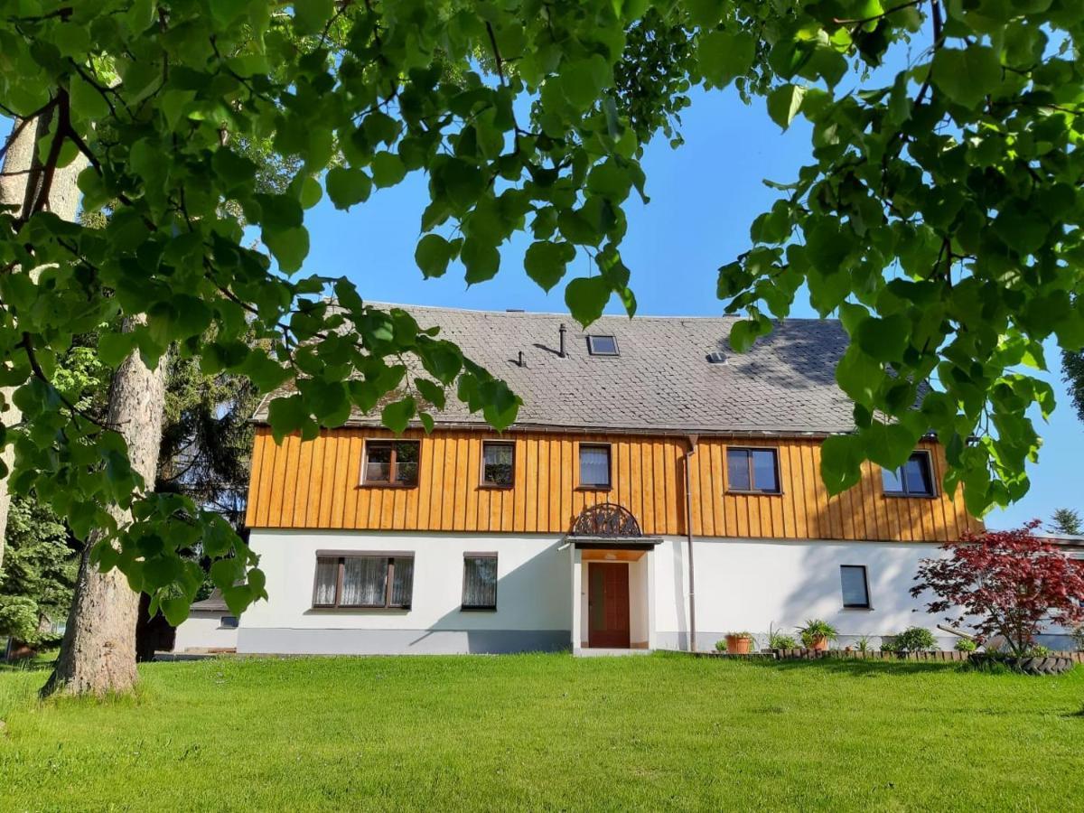 Familienfreundliche Ferienwohnung Zschorlau Luaran gambar