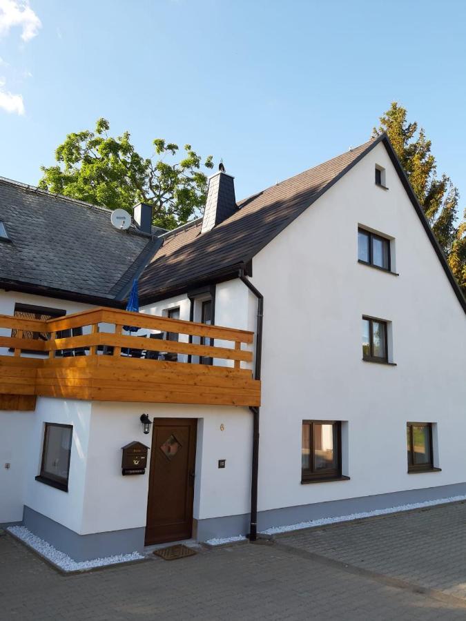 Familienfreundliche Ferienwohnung Zschorlau Luaran gambar