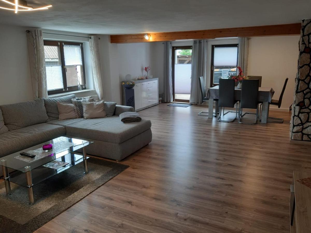 Familienfreundliche Ferienwohnung Zschorlau Luaran gambar